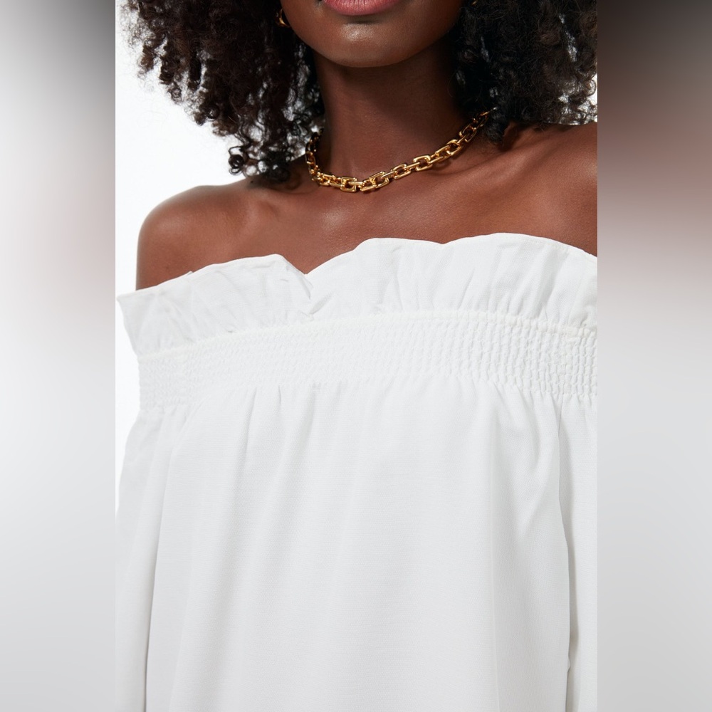 TUCKERNUCK White Off the Shoulder Marguerite Blouse NWT - Picture 3 of 14